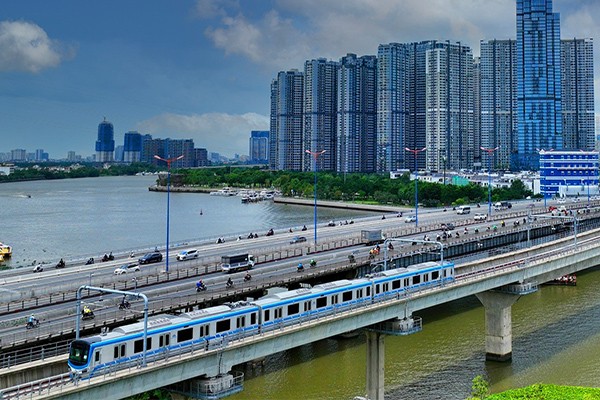 Tuyến metro số (Bến Thành - Suối Tiên) sử dụng vốn vay ODA của Nhật Bản. Ảnh: Lê Toàn 