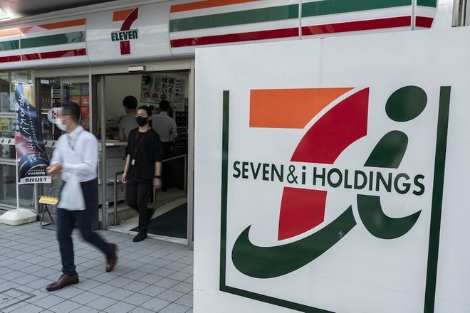 Bên ngoài một cửa hàng tiện lợi 7-Eleven tại Tokyo, Nhật Bản. Ảnh: Richard Brooks/AFP