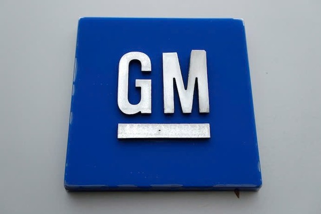 Logo nhà máy lắp ráp General Motors Detroit-Hamtramck ở Hamtramck, bang Michigan. Ảnh: AP 