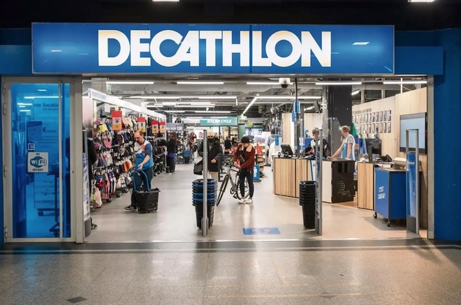 Nhà bán lẻ thời trang thể thao Decathlon (Pháp) đã bổ sung thêm khoảng 80 cửa hàng vào mạng lưới của mình trong năm 2024. Ảnh: AFP