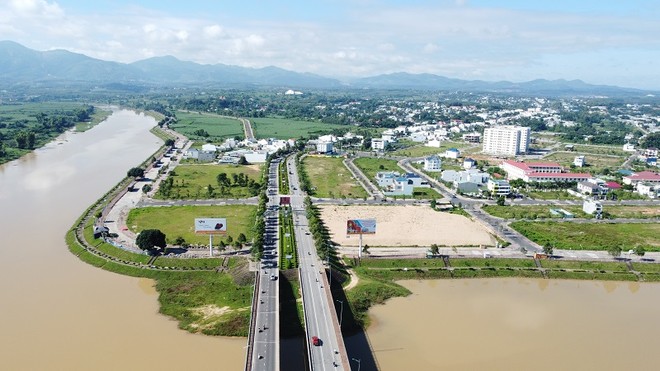 Thành phố Kon Tum, một trong hai vùng kinh tế động lực của tỉnh Kon Tum. Ảnh: P.V