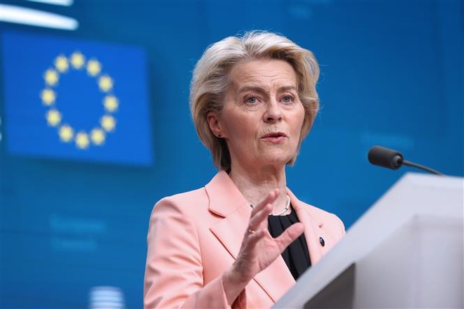 (Tư liệu) Chủ tịch Ủy ban châu Âu Ursula von der Leyen phát biểu họp báo tại Brussels, Bỉ, ngày 21/3/2024. Ảnh: THX/TTXVN