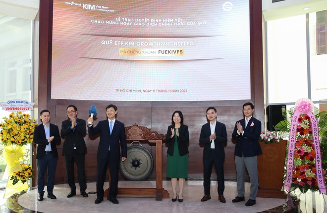 Chứng chỉ quỹ Quỹ ETF KIM Growth VNFINSELECT (FUEKIVFS) chính thức niêm yết