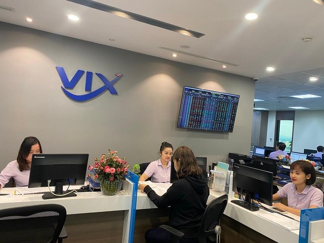 Vừa tăng vốn lên gấp đôi chưa đầy 2 tháng, Chứng khoán VIX (VIX) lại lên kế hoạch tăng vốn tiếp