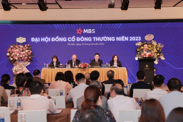 ĐHCĐ MBS: Phấn đấu top 3 về hiệu quả hoạt động và top 5 về thị phần môi giới