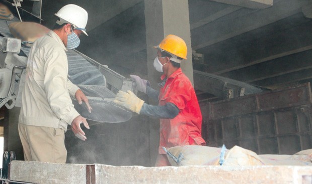 Sản xuất xi măng là ngành có nguy cơ gây ô nhiễm cao