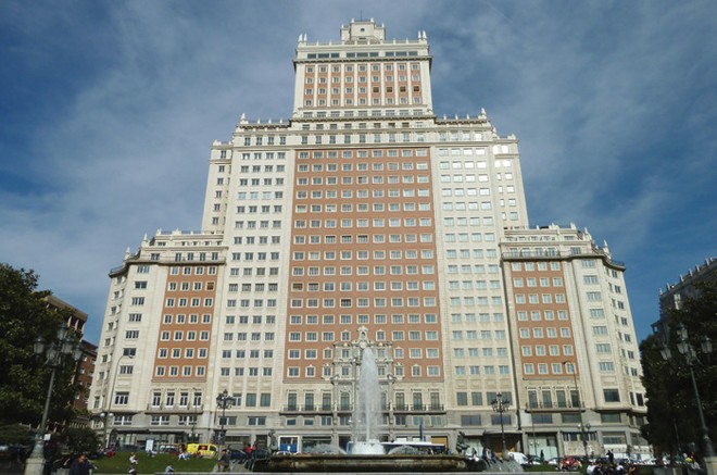 Tòa nhà Edificio Espana (Tây Ban Nha) đã thuộc về tay "ông trùm" bất động sản Trung Quốc Vương Kiện Lâm