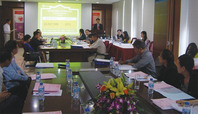Mâu thuẫn giữa cổ đông và Ban điều hành khiến đại hội nóng bỏng