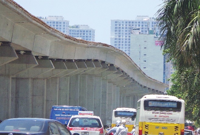 Phó giám đốc BQL Dự án đường sắt đã nhiều lần “vòi vĩnh” nhà thầu JTC để trục lợi