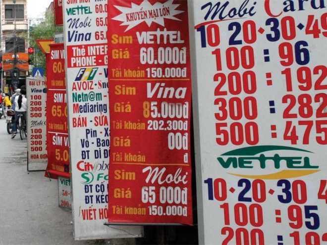 Với quy định mới, các cửa hàng bán sim sẽ hết cửa bán sim rác. Ảnh: Đ.T