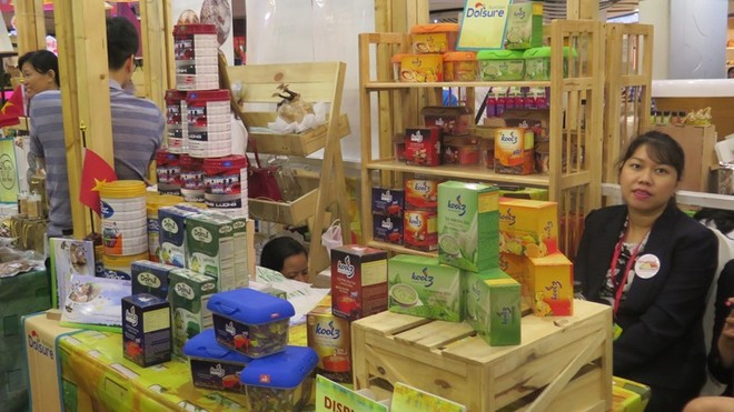 Công ty Dolsure Nutrition, có nhà máy tại Củ Chi (TP.Hồ Chí Minh) mang tới thị trường Thái Lan những dòng sản phẩm chủ lực, gồm: sữa cho người trưởng thành, trà Matcha, cà phê hòa tan...