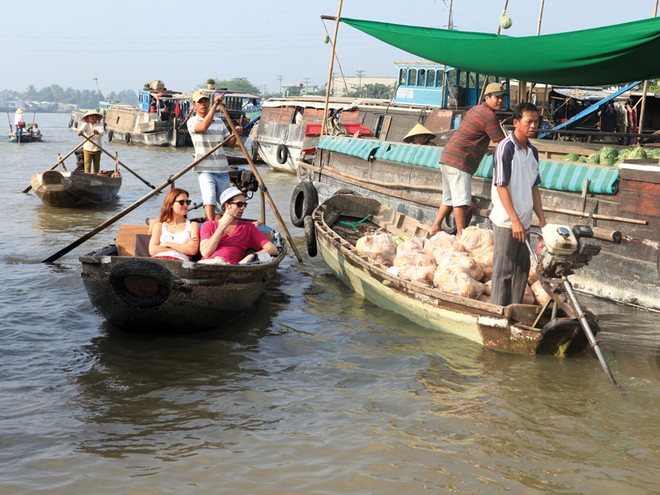 Dù ĐBSCL đã được quan tâm tập trung đầu tư trong những năm qua, song vẫn chưa đáp ứng được nhu cầu phát triển. Ảnh: Đức Thanh