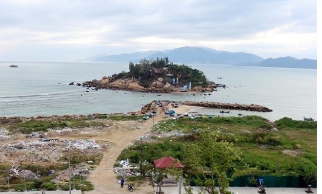 Mới đât tỉnh Khánh Hoà thu hồi dự án Công viên Văn hoá giải trí - thể thao Nha Trang Sao  tại đường Phạm Văn Đồng vì liên tục chậm tiến độ, lấn vịnh Nha Trang. Đây là một trong những động thái lập lại trận tự về những dự án kém năng lực, để tạo môi trường sạch thu hút đầu tư