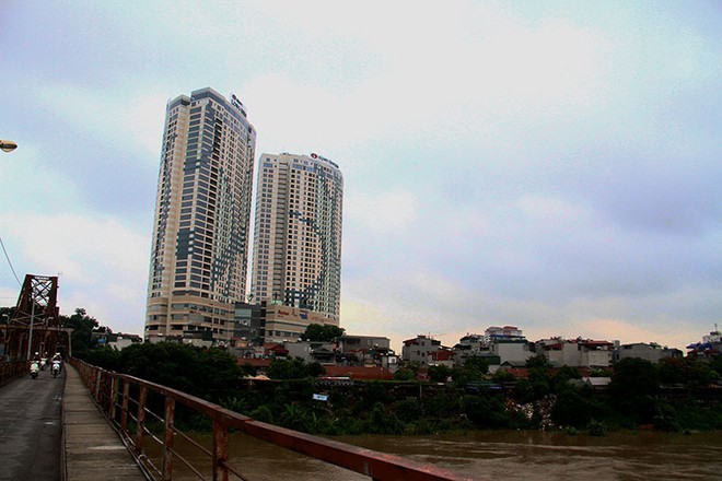 Chung cư Mipec Riverside. Ảnh: Thành Nguyễn.