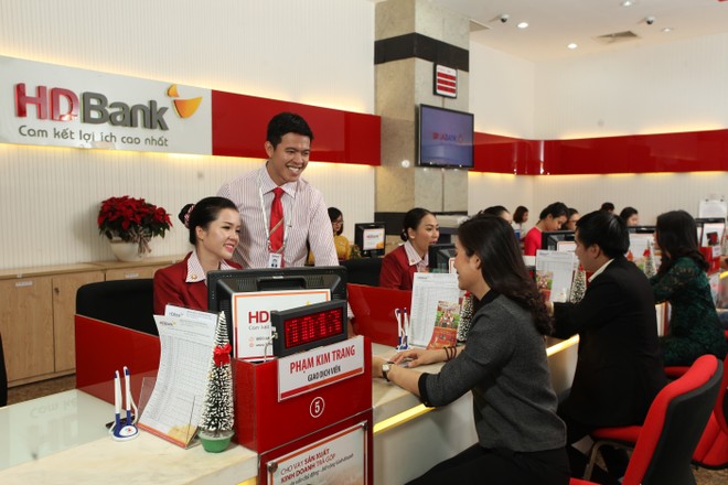 HDBank dành 5.000 tỷ đồng tài trợ chuỗi kinh doanh xăng dầu của Petrolimex và PVOIL