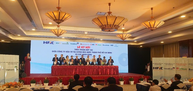 HFIC ký hợp tác với 9 ngân hàng huy động nguồn vốn lớn phát triển TP.HCM trong 2025