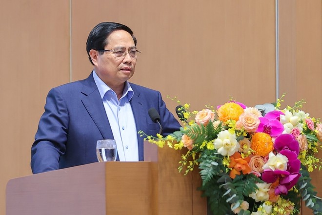 Chiều 24/9, Thủ tướng Chính phủ Phạm Minh Chính, Trưởng Ban Chỉ đạo của Chính phủ về phát triển khoa học, công nghệ, đổi mới sáng tạo, chuyển đổi số và Đề án 06, chủ trì phiên họp lần thứ tư của Ban Chỉ đạo để sơ kết, đánh giá tình hình thực hiện nhiệm vụ từ đầu năm và quán triệt, triển khai các nhiệm vụ trọng tâm từ nay đến cuối năm. Ảnh: VGP.