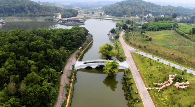 LAMORI Resort & Spa giữa thiên nhiên hùng vĩ.