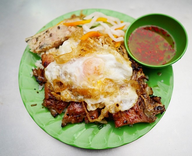 Những món ăn sáng nhất định phải thử ở Sài Gòn