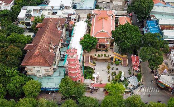 Chùa hơn 50 năm tuổi có tháp chuông cao nhất Sài Gòn