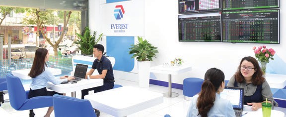 Chứng khoán Everest (EVS): Lợi nhuận 6 tháng giảm hơn 88%