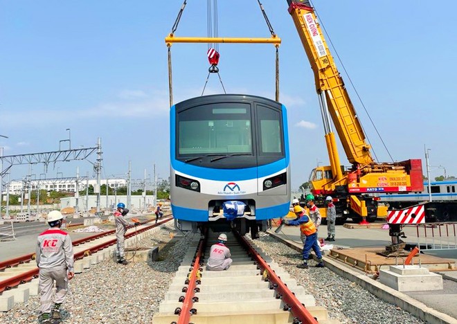 Tiến độ thi công toàn dự án Metro số 1 đạt gần 94%, trong đó nhiều hạng mục đã hoàn thành từ 98 đến 100% khối lượng thi công. Ảnh: Lê Toàn.