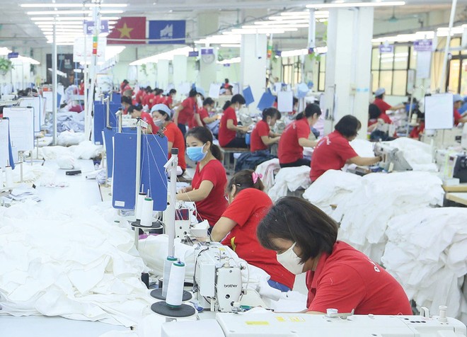 Năm nay, May 10 đặt mục tiêu lợi nhuận sau thuế giảm 26,7% so với năm 2022.