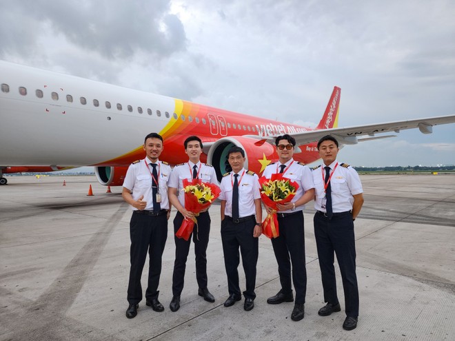 Một tuần Vietjet đón 3 tàu bay mới A321 neo ACF từ Airbus