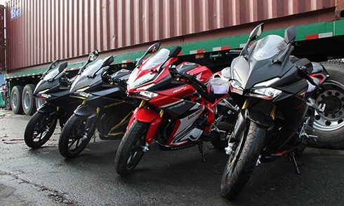 CBR250RR thế hệ mới nhập tư nhân giá khoảng hơn 200 triệu tại Việt Nam.