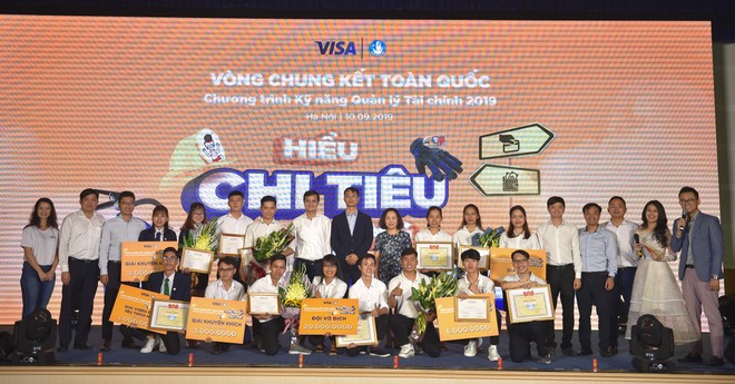 Chương trình Kỹ năng Quản lý Tài chính 2019 thu hút 4.000 sinh viên tham dự