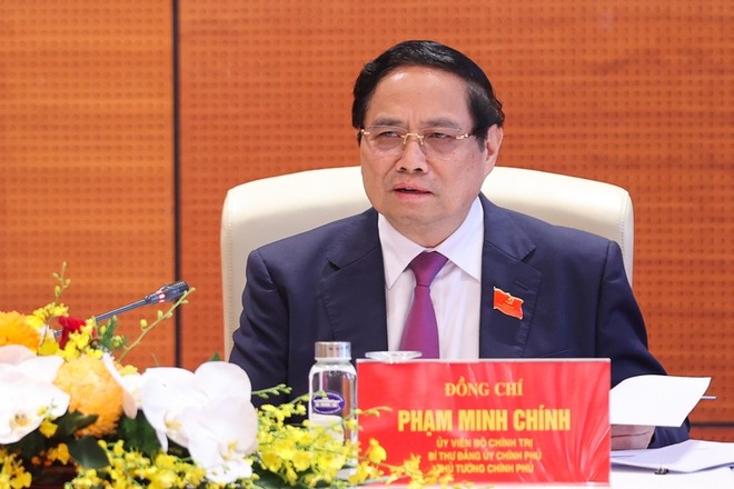 Thủ tướng phát biểu thảo luận tại tổ trong phiên làm việc chiều 12/10 của Đại hội đại biểu Đảng bộ Chính phủ lần thứ I, nhiệm kỳ 2025-2030 - Ảnh: VGP/Nhật Bắc 