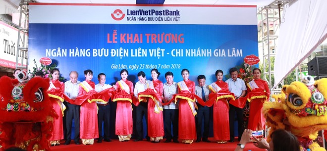 LienVietPostBank khai trương Chi nhánh Gia Lâm