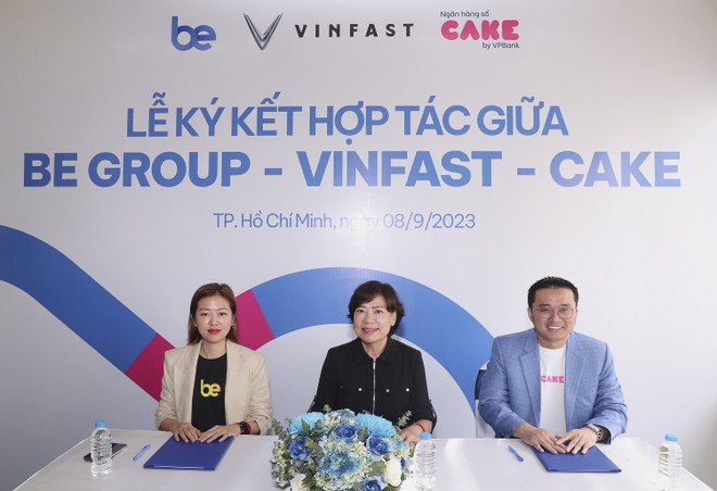 Be Group hợp tác cùng VinFast và Cake by VPBank hỗ trợ tài xế chuyển đổi sang xe điện