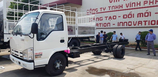 Công ty TNHH Vĩnh Phát Motors là một trong những doanh nghiệp ô tô đầu tiên đầu tư vào KCN Hòa Phú.