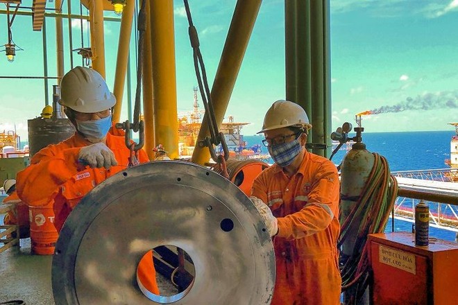 Năm 2020, ngành dầu khí đóng góp 83.000 tỷ đồng cho ngân sách nhà nước, nhưng lại đang hoạt động không có quy chế tài chính của riêng mình như trước đây.
