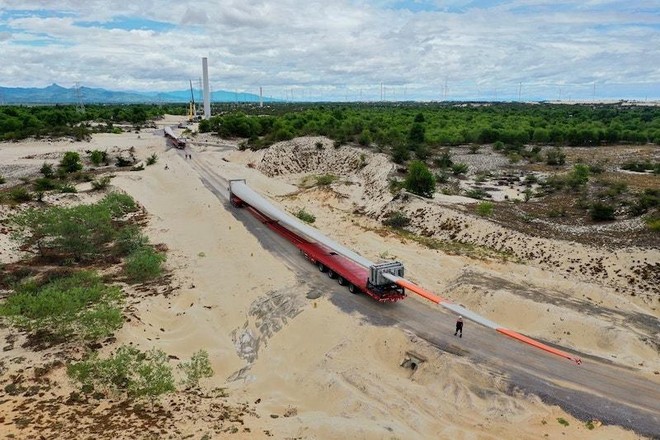 Vận chuyển cánh gió ở Dự án điện gió BT Quảng Bình