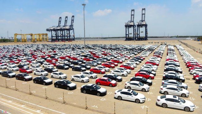 Việt Nam đã chi 3,66 tỷ USD để nhập khẩu hơn 160.000 ô tô nguyên chiếc trong năm 2021.