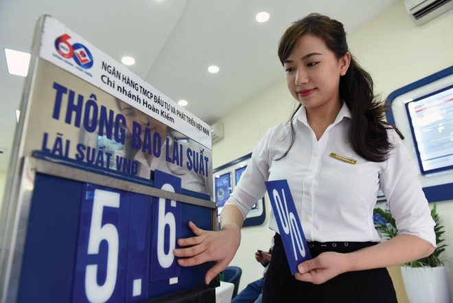 Tăng trưởng tín dụng toàn ngành ngân hàng quý I/2022 là 5,04%, cao hơn so với tăng trưởng huy động vốn trên 2%. 