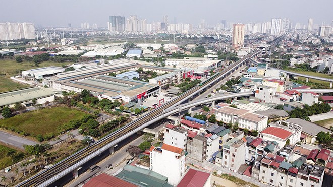 Vốn đầu tư từ Trung Quốc gia tăng mạnh những năm gần đây. Trong ảnh: Tuyến đường sắt Cát Linh - Hà Đông (Hà Nội)