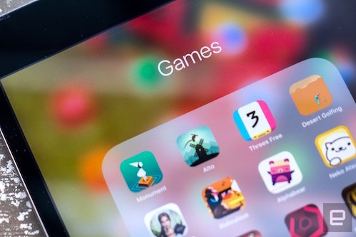 Apple đang có rất nhiều game không phép tại Việt Nam.