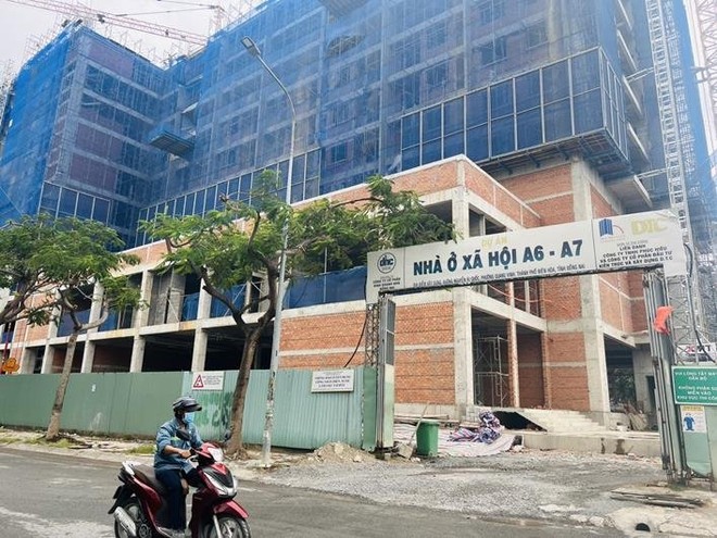 Một dự án nhà ở xã hội tại Đồng Nai đang được xây dựng.