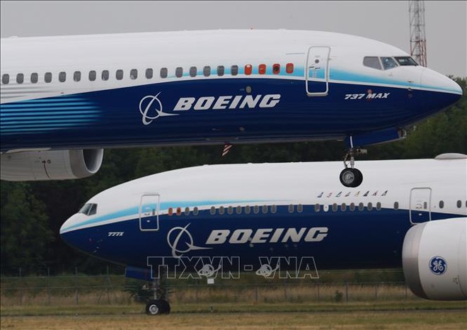 Máy bay Boeing 777X và Boeing 737-10. (Ảnh tư liệu: THX/TTXVN)