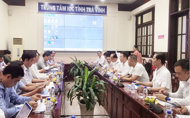 Lãnh đạo UBND tỉnh Trà Vinh tiếp nhà đầu tư tìm hiểu thông tin, cơ chế chính sách đầu tư dự án Khu công nghiệp - Đô Thị - Dịch vụ thuộc Khu kinh tế Định An. Ảnh: BQL Khu kinh tế Trà Vinh