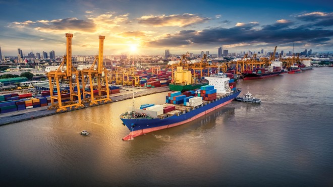Hoạt động vận tải biển và cảng biển sôi động hơn trong thời gian Mỹ tạm hoãn áp thuế đối ứng