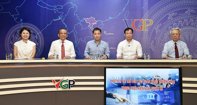 Tọa đàm "Phát huy vai trò của các ngân hàng thương mại trong thực hiện Nghị quyết 68".