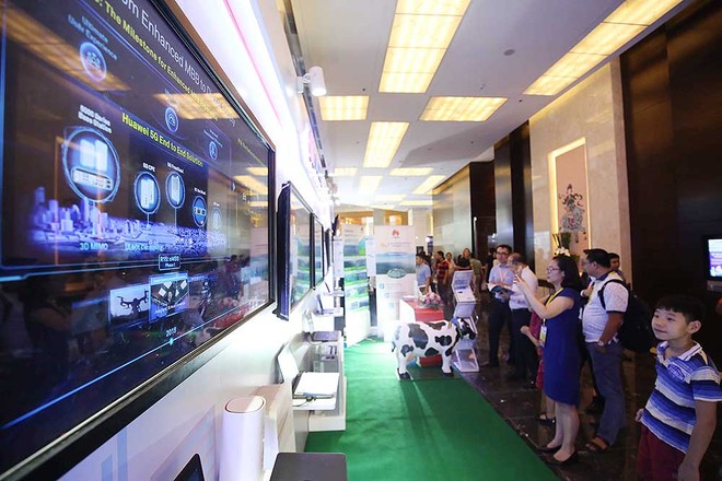 Các nhà mạng đang chạy đua phủ sóng 5G, nắm bắt cơ hội mới trong kinh doanh