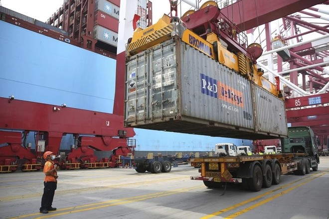 Dư địa lớn cho xuất khẩu xuyên biên giới