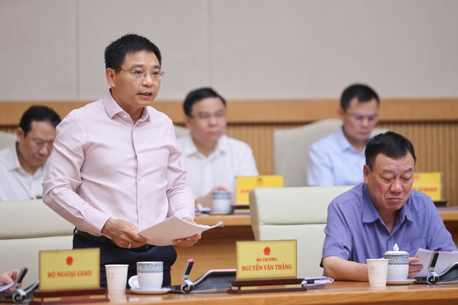 Bộ trưởng Bộ Tài chính Nguyễn Văn Thắng tại cuộc họp. Ảnh: Nhật Bắc
