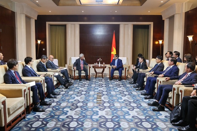 Toàn cảnh buổi tiếp Chủ tịch Ngân hàng Đầu tư cơ sở hạ tầng châu Á (AIIB). Ảnh: Nhật Bắc.
