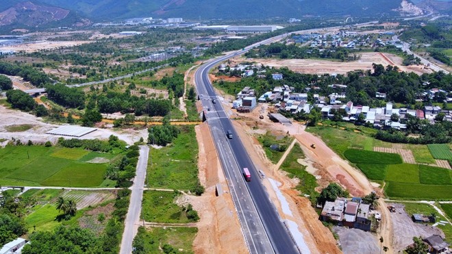 Cao tốc đoạn Hòa Liên - Túy Loan đã được thông xe kỹ thuật.